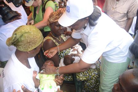 SANTE/ Vaccination contre la poliomyélite.
La campagne 2013 lancée hier.
Cette année pour consolider les acquis